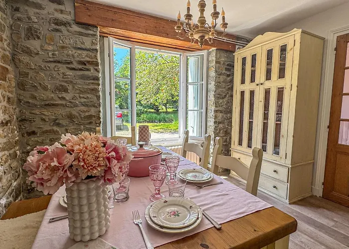 La Maison De Cecile Ferienhaus Cahan