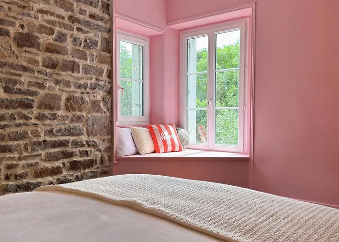 Ferienhaus La Maison De Cecile Cahan